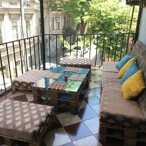 https://parallax-hostel.alltbilisihotels.com